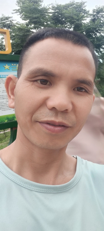 找个相爱的人结婚的第一张照片--漳州相亲服务中心