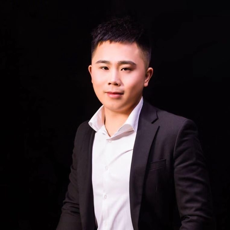 只欠东风的第一张照片--漳州相亲服务中心