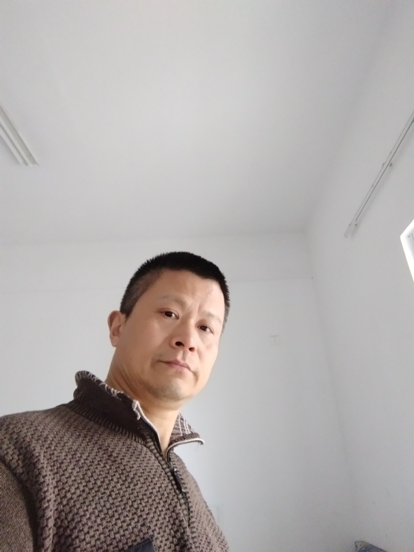无云的第一张照片--漳州相亲服务中心