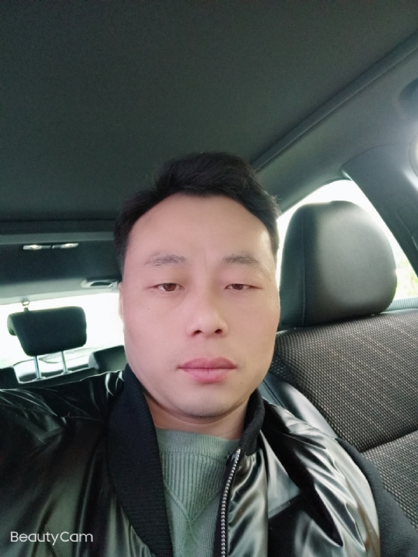 放飞的羊的第一张照片--漳州相亲服务中心