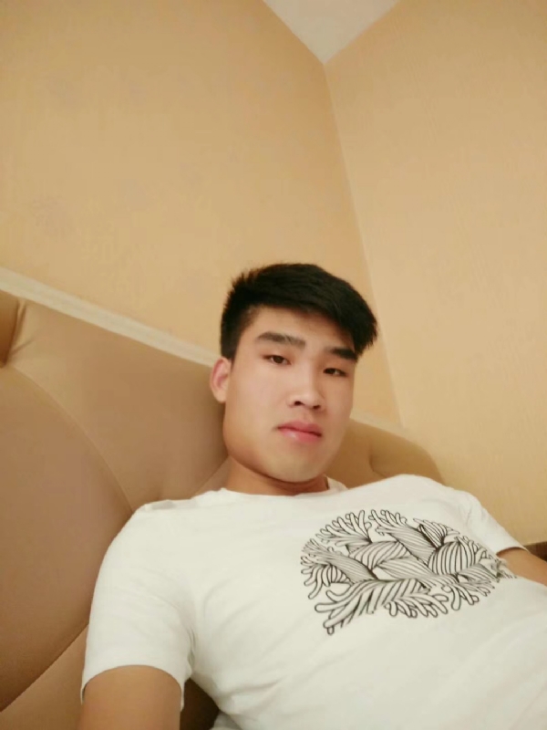 谁不曾孤单上路的第二张照片--漳州相亲服务中心