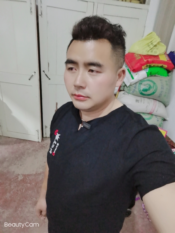阿杰的第一张照片--漳州相亲服务中心
