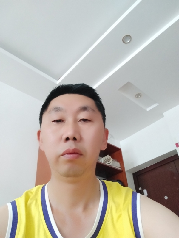 写尽半生纸上酸的第一张照片--漳州相亲服务中心