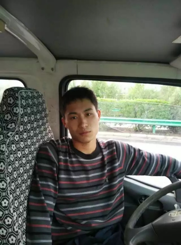 桦树林的第一张照片--漳州相亲服务中心