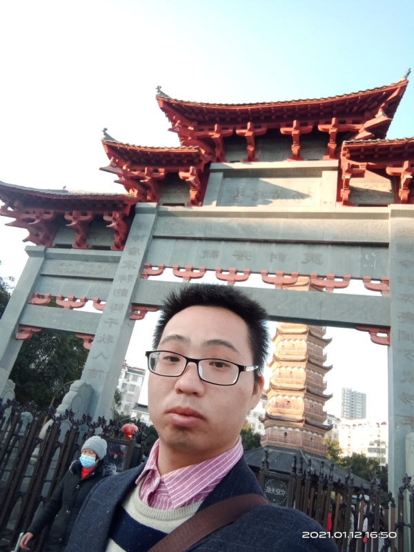 碧血丹心的第一张照片--漳州相亲服务中心