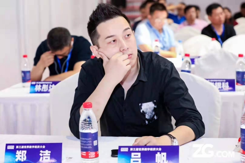 一生摯愛的第一张照片--漳州相亲服务中心