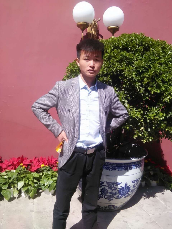 黎明之光的第一张照片--漳州相亲服务中心