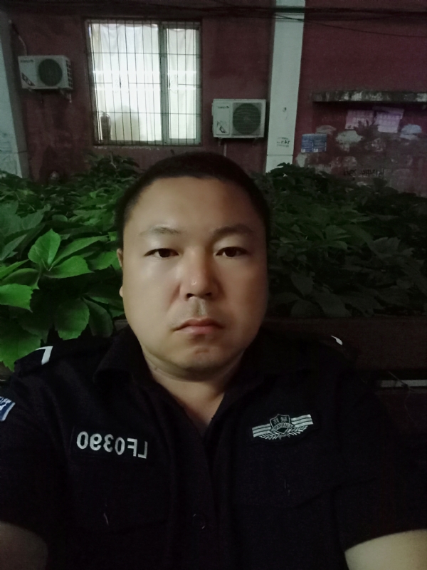 冯宇的第一张照片--漳州相亲服务中心