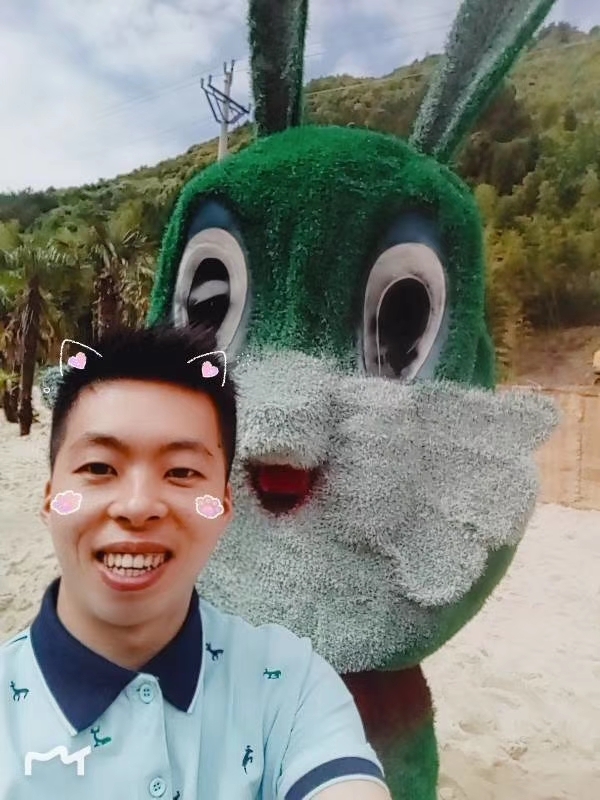 爱就要向前冲的第一张照片--漳州相亲服务中心