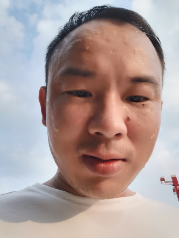 唐老鸭的第一张照片--漳州相亲服务中心