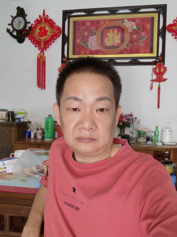 飞天的第一张照片--漳州相亲服务中心
