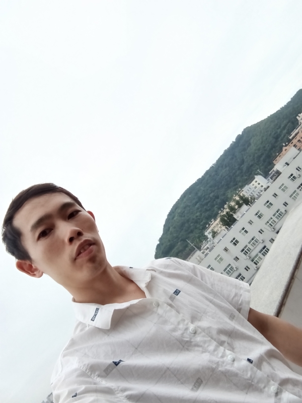 会飞的鱼的第一张照片--漳州相亲服务中心
