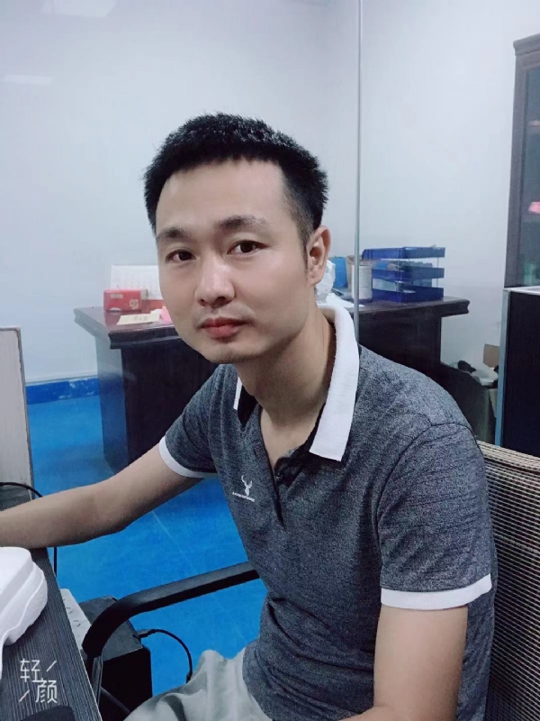 不忘初心的第一张照片--漳州相亲服务中心