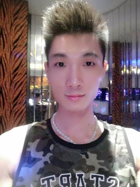 人生如戏的第一张照片--漳州相亲服务中心