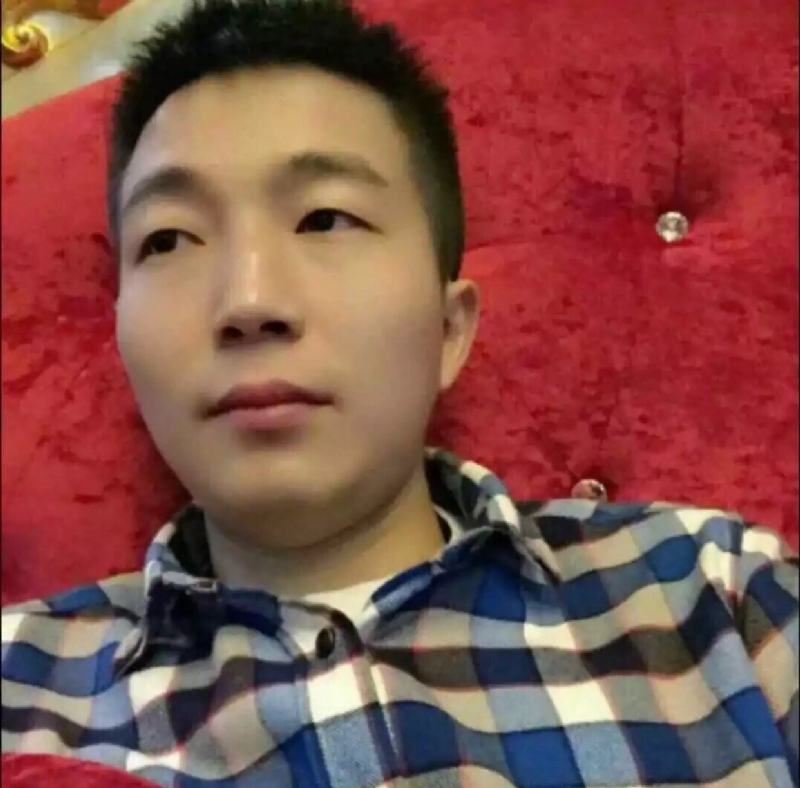 崩塌的信仰的第一张照片--漳州相亲服务中心