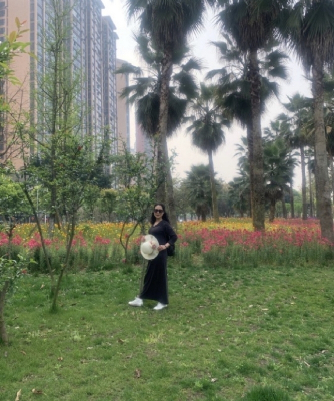 粉墨登场的第一张照片--漳州相亲服务中心