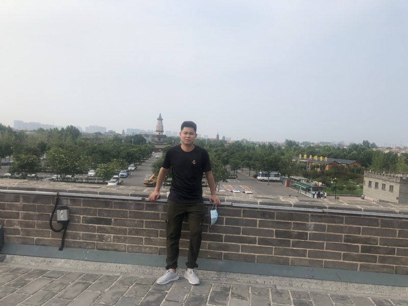 123.向左向右的第一张照片--漳州相亲服务中心