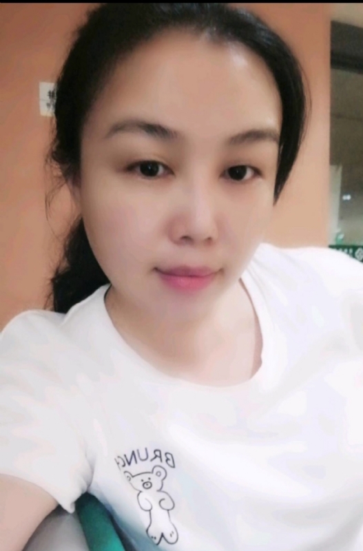 淡淡的云的第二张照片--漳州相亲服务中心