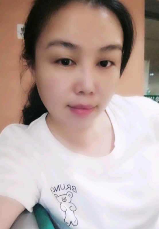 淡淡的云的第三张照片--漳州相亲服务中心