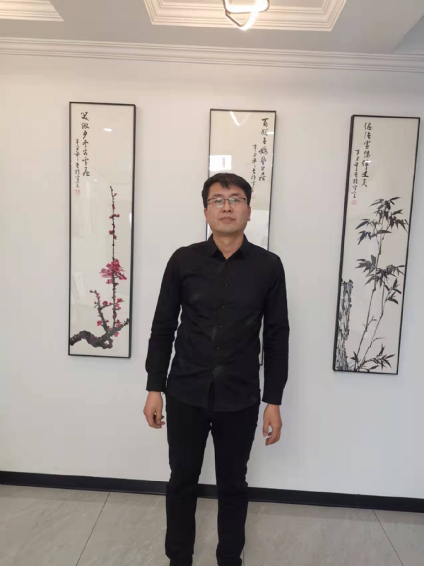 情义比天高的第一张照片--漳州相亲服务中心