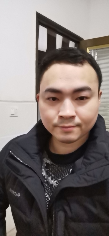 老实人的第一张照片--漳州相亲服务中心