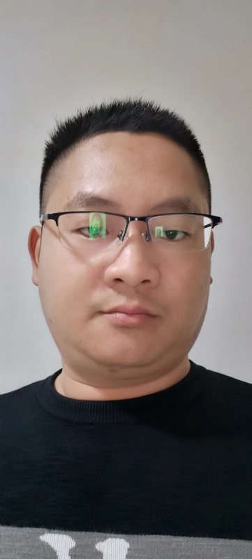 龙逍遥的第一张照片--漳州相亲服务中心