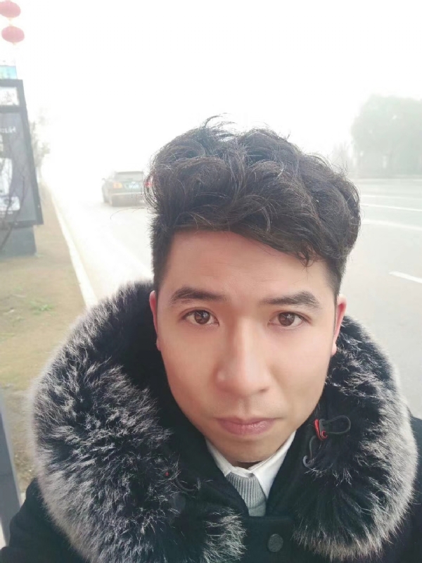 开心快乐每一天的第一张照片--漳州相亲服务中心