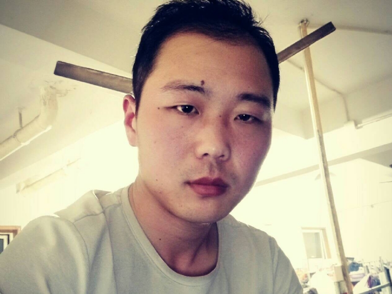 听听那冷雨的第一张照片--漳州相亲服务中心