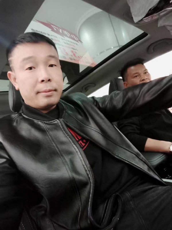 醉红尘的第一张照片--漳州相亲服务中心