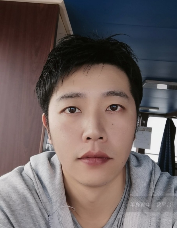 不太帅的男人的第一张照片--漳州相亲服务中心