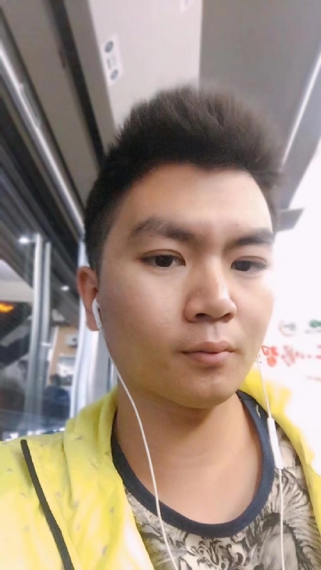瑞泽的第一张照片--漳州相亲服务中心