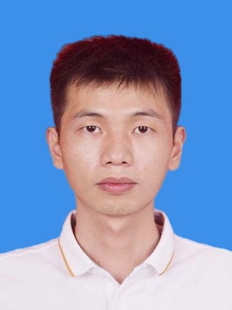豪雨的第二张照片--漳州相亲服务中心