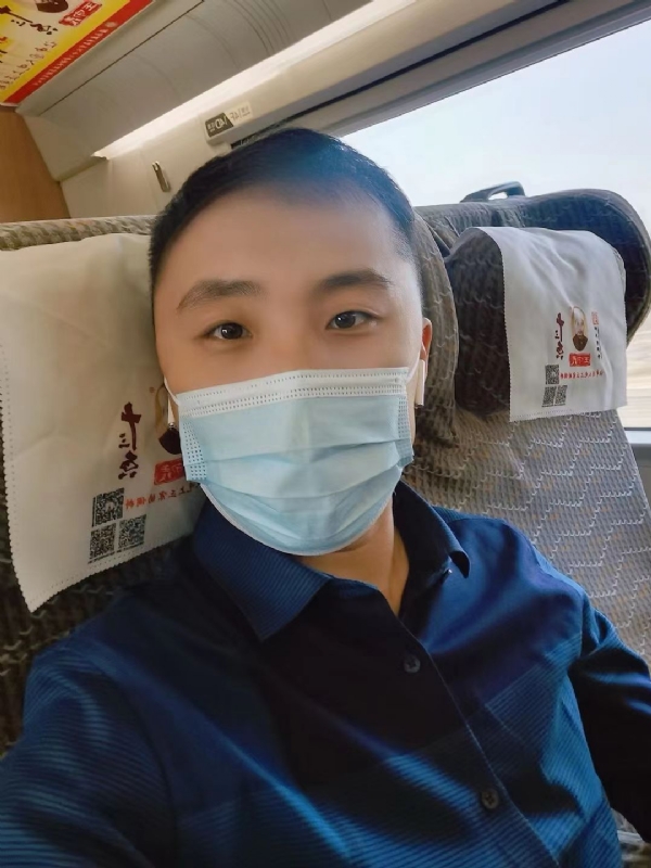 孤独的小屁猪的第二张照片--漳州相亲服务中心
