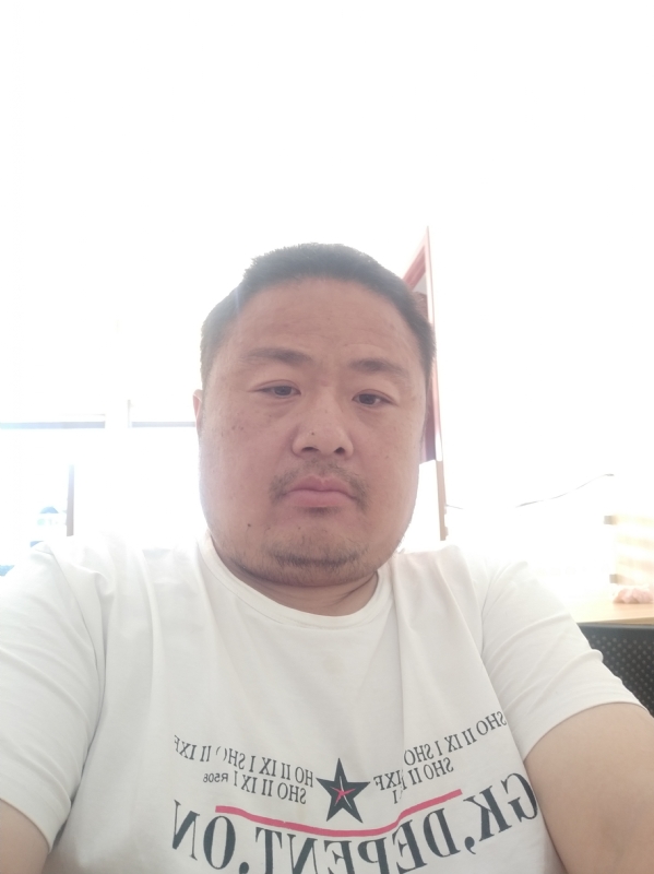 流星隐爱的第一张照片--漳州相亲服务中心