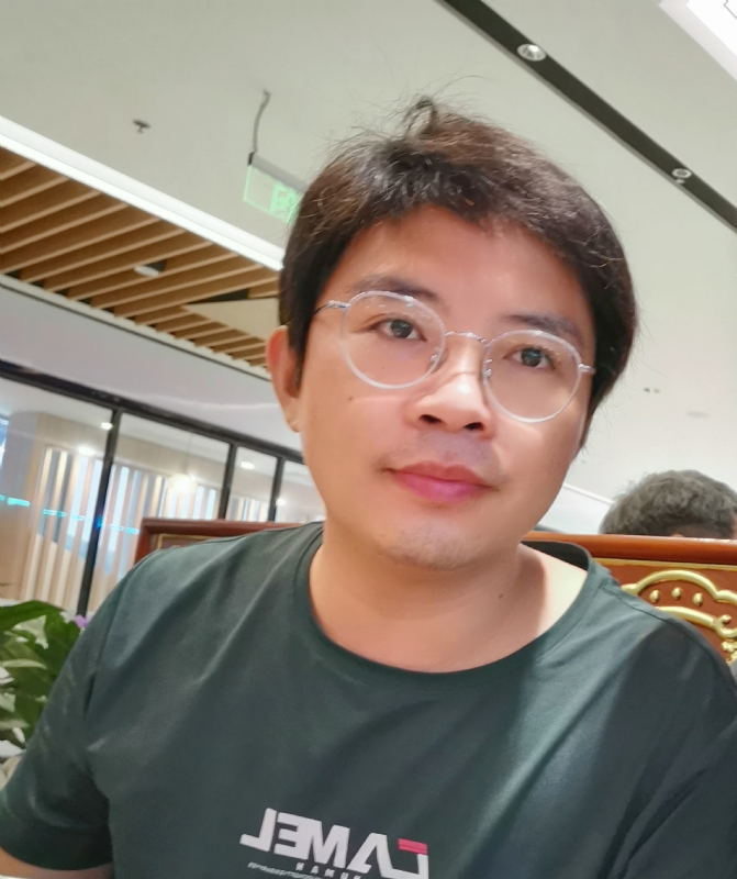 陆迅的第三张照片--漳州相亲服务中心