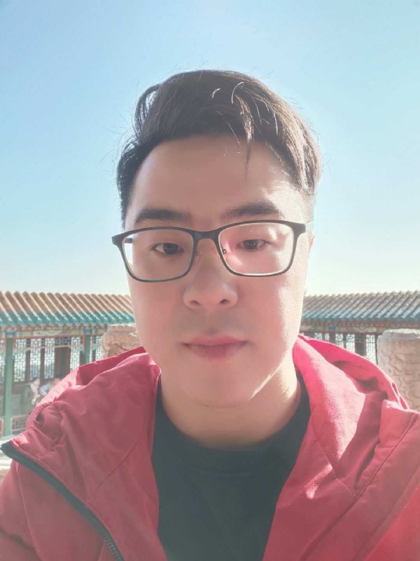 不爱吃竹子的小熊的第一张照片--漳州相亲服务中心