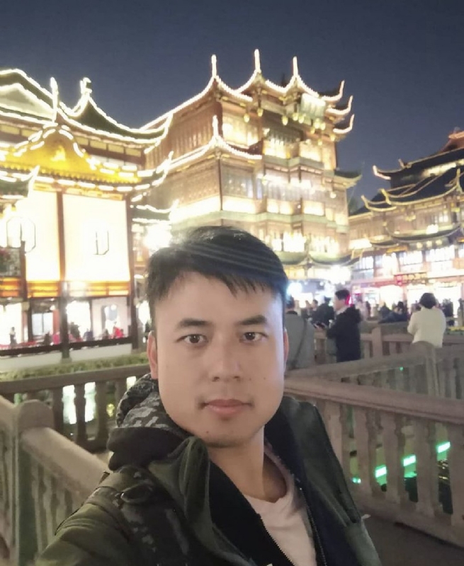 何先生he的第一张照片--漳州相亲服务中心