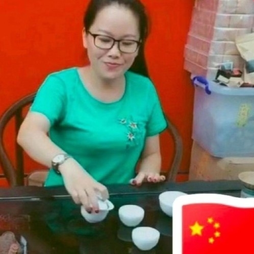 妖娆的第一张照片--漳州相亲服务中心