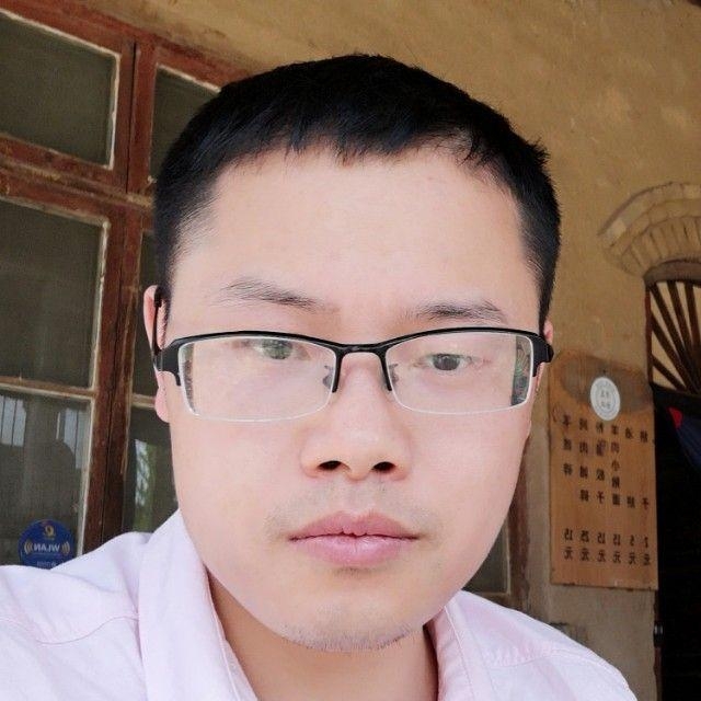 碌心待转的第一张照片--漳州相亲服务中心
