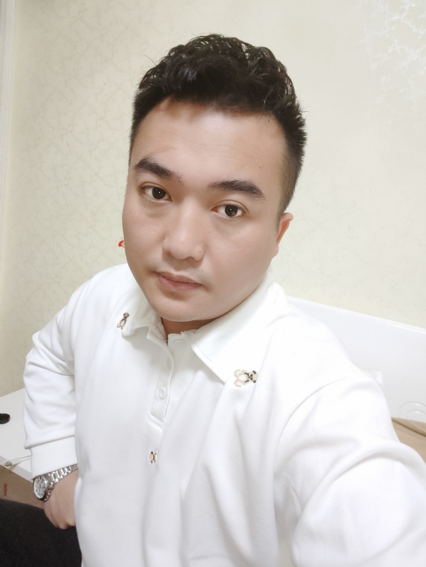 哈哈先生的第三张照片--漳州相亲服务中心