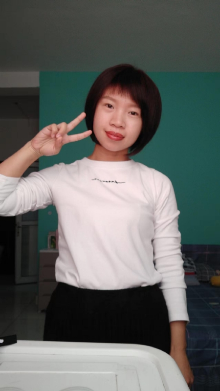 向日葵的第一张照片--漳州相亲服务中心