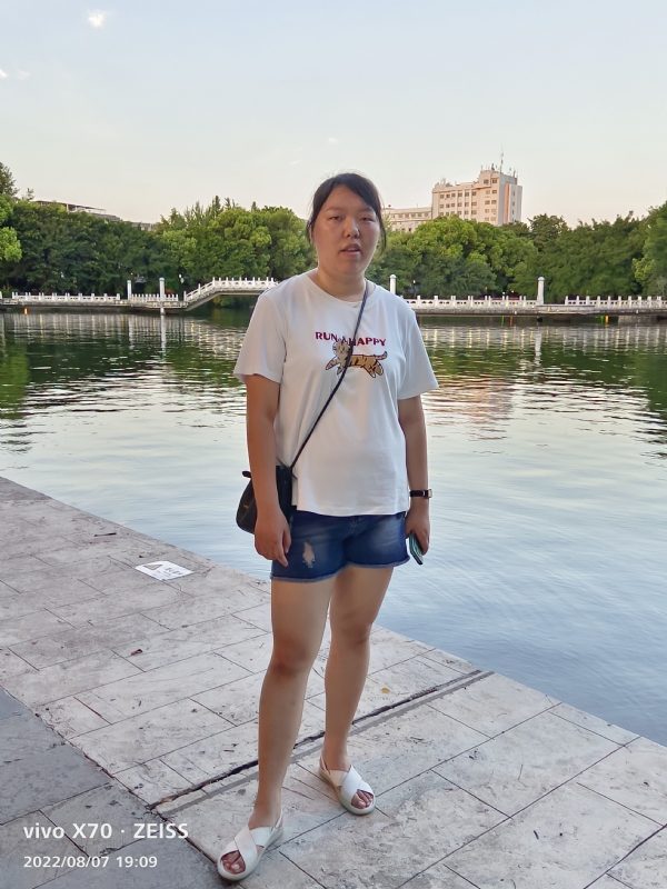 幸福触手可及的第一张照片--漳州相亲服务中心