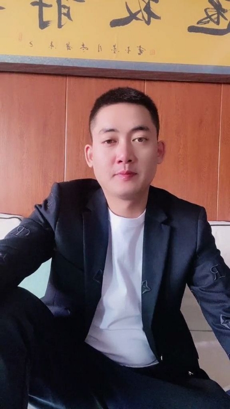 李泽胜的第一张照片--漳州相亲服务中心