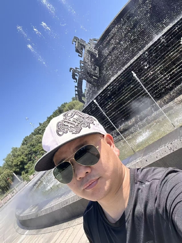 艾伦的第二张照片--漳州相亲服务中心