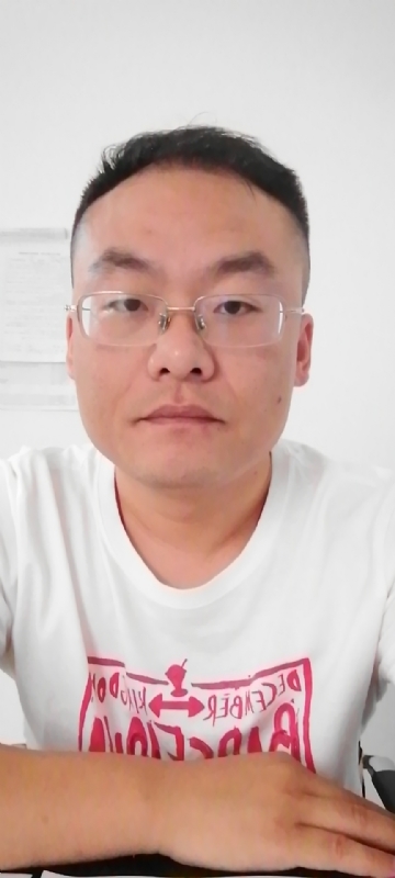 小龙虾的第一张照片--漳州相亲服务中心