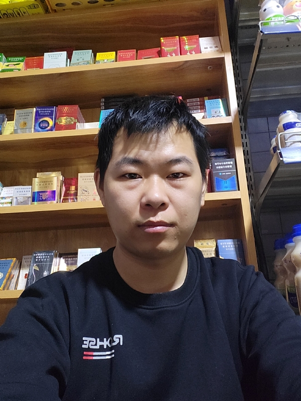路途中的暖风的第一张照片--漳州相亲服务中心
