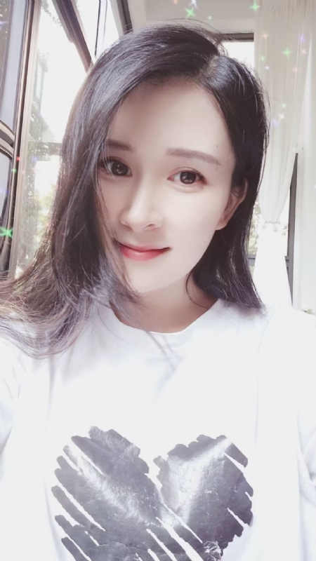 晨曦的第二张照片--漳州相亲服务中心