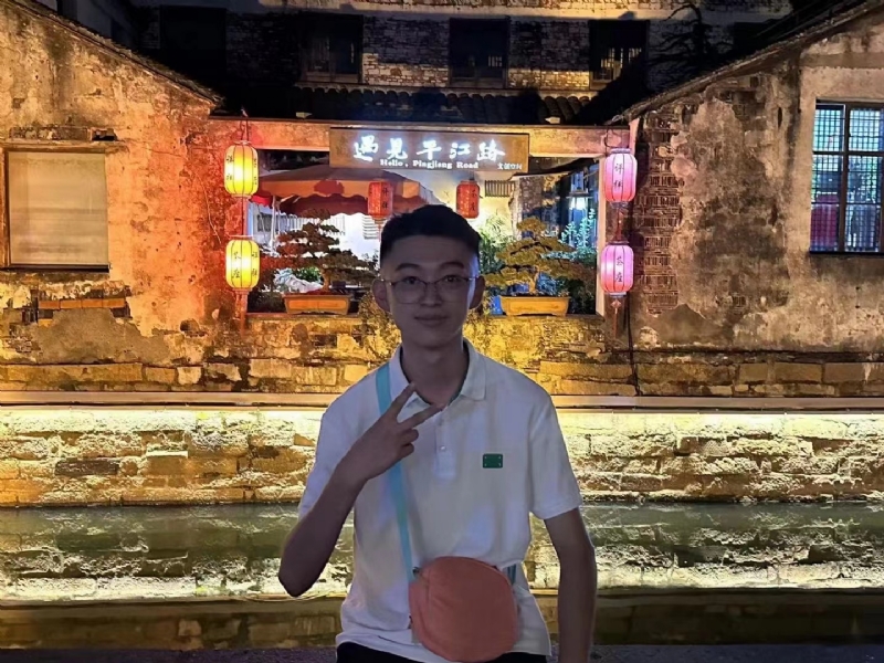 李四的第一张照片--漳州相亲服务中心