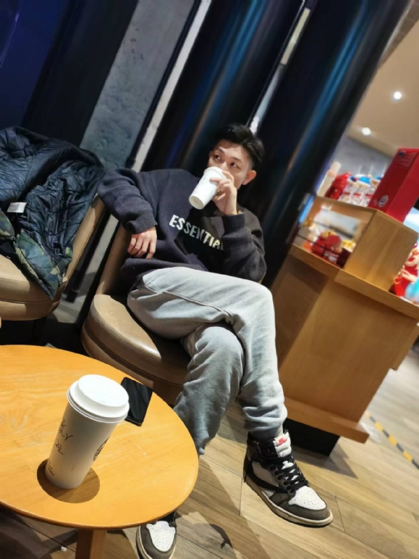 LAZY的第一张照片--漳州相亲服务中心