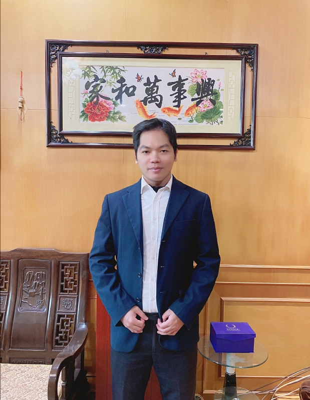 旭日春晖的第一张照片--漳州相亲服务中心